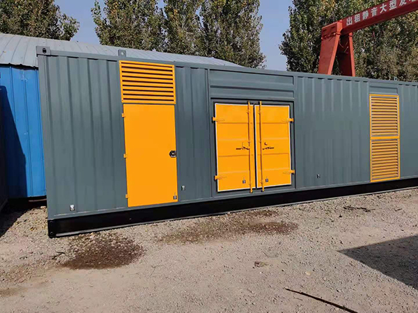 福州300kw 柴油发电机组用多大的空气开关？